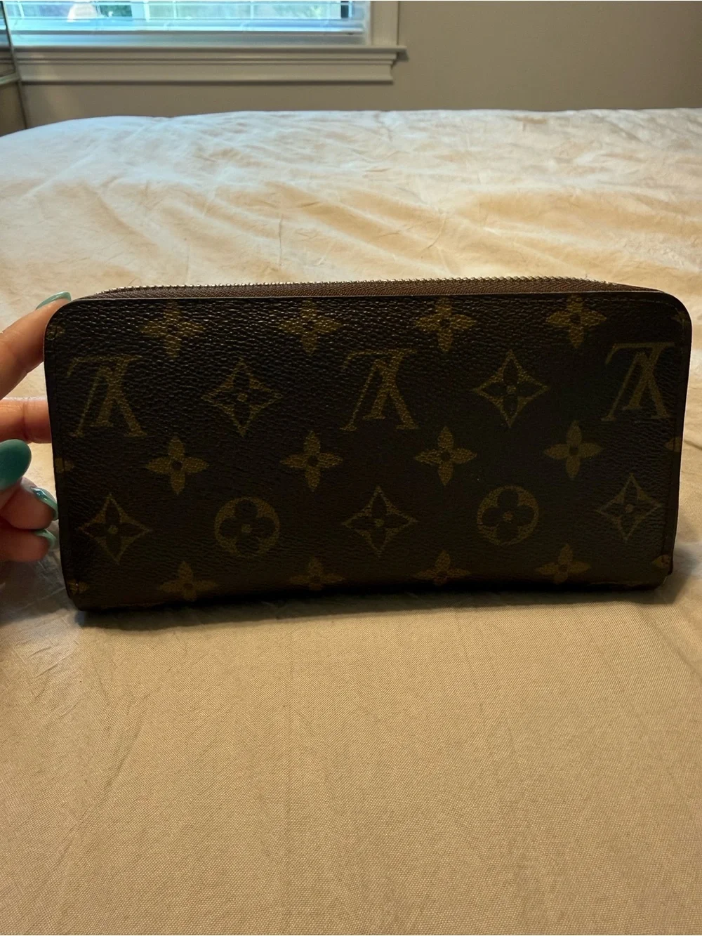 Louis Vuitton Monogram Canvas Zip Wallet in Brown